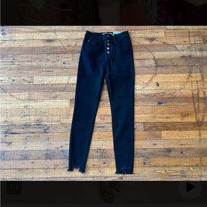 KanCan Cannon Black Button Front